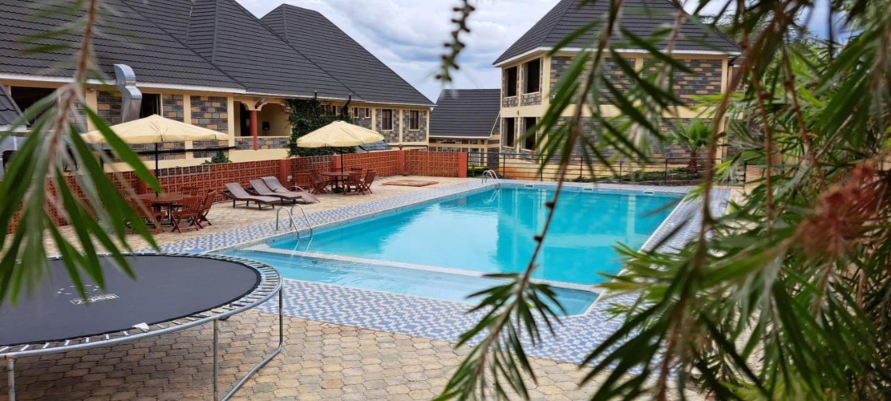 Epashikino Resort & Spa Gilgil Exterior photo